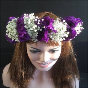 זר לראש בסגול ולבן